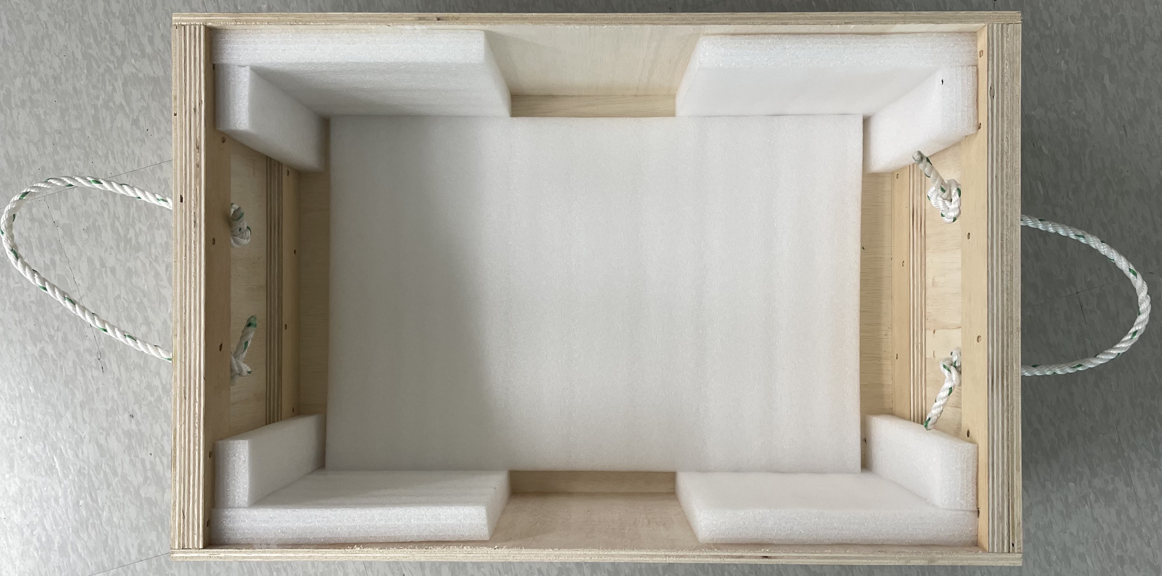 Making wooden crate_1