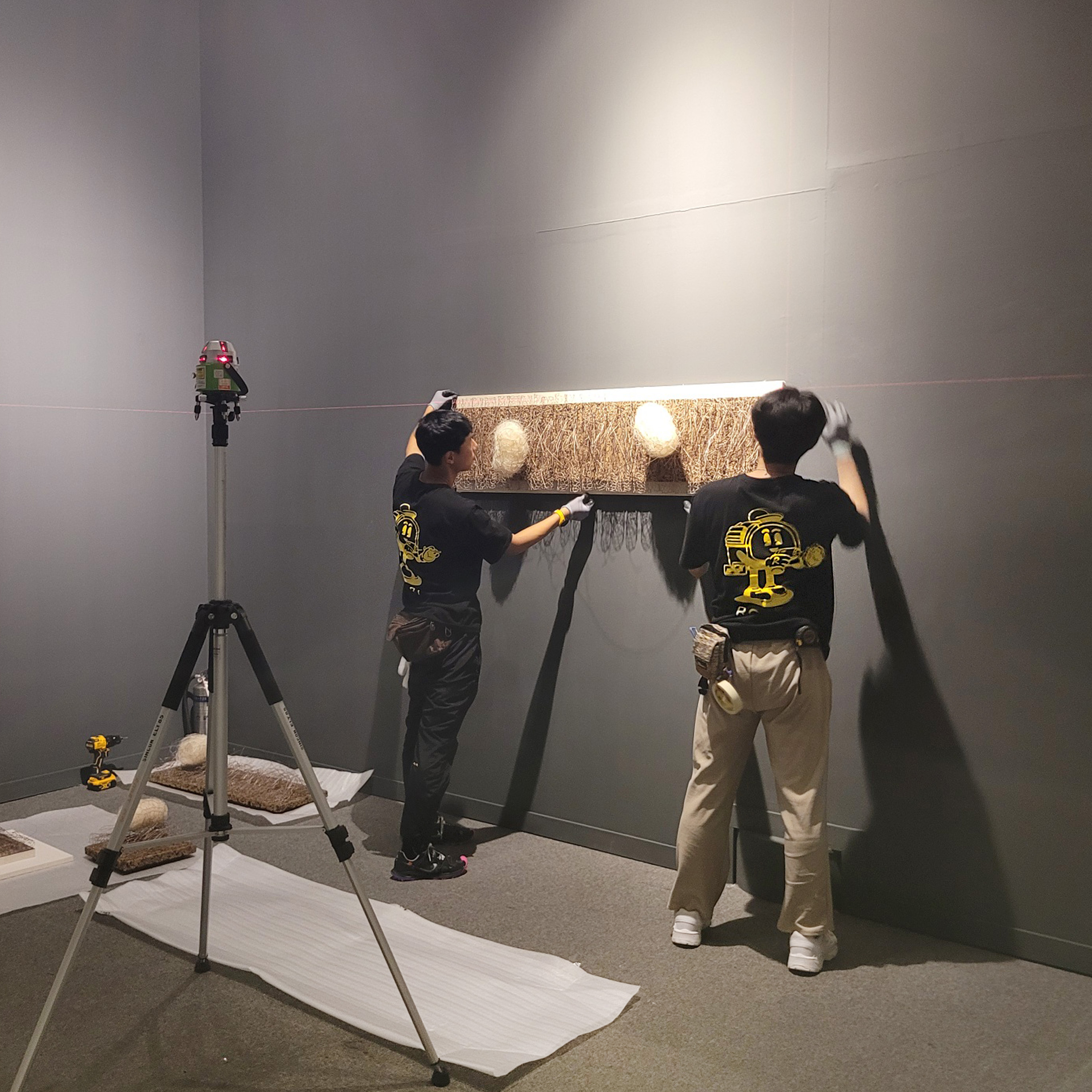 Expo Art Gallery  Exhibition