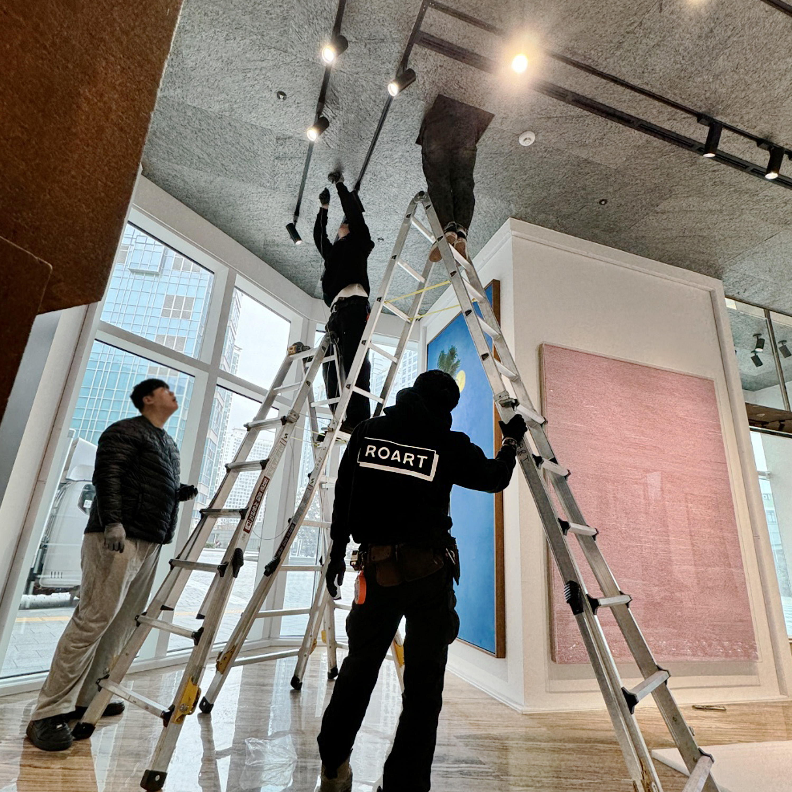 Curated Contemporary Art _ UNAW Gallery